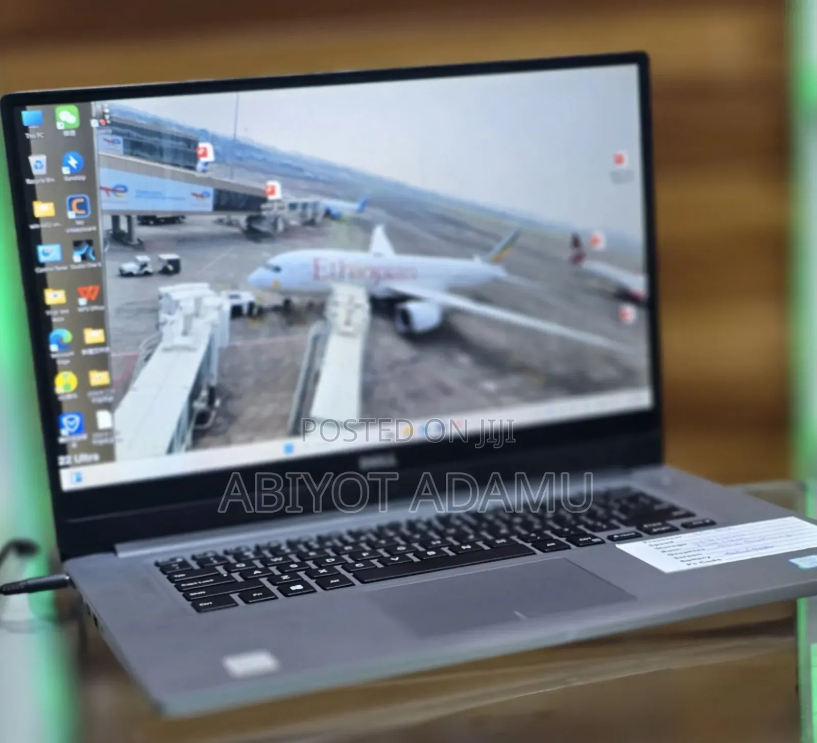 New Laptop Dell Inspiron 15 8GB Intel Core I5 SSD 500GB