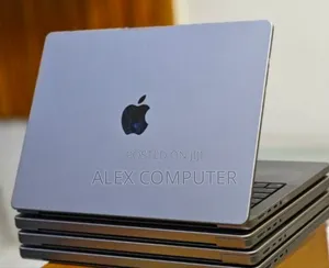 New Laptop Apple MacBook Pro M1 16GB Apple M1 Pro SSD 512GB