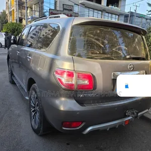 Nissan Patrol 2017 Teal