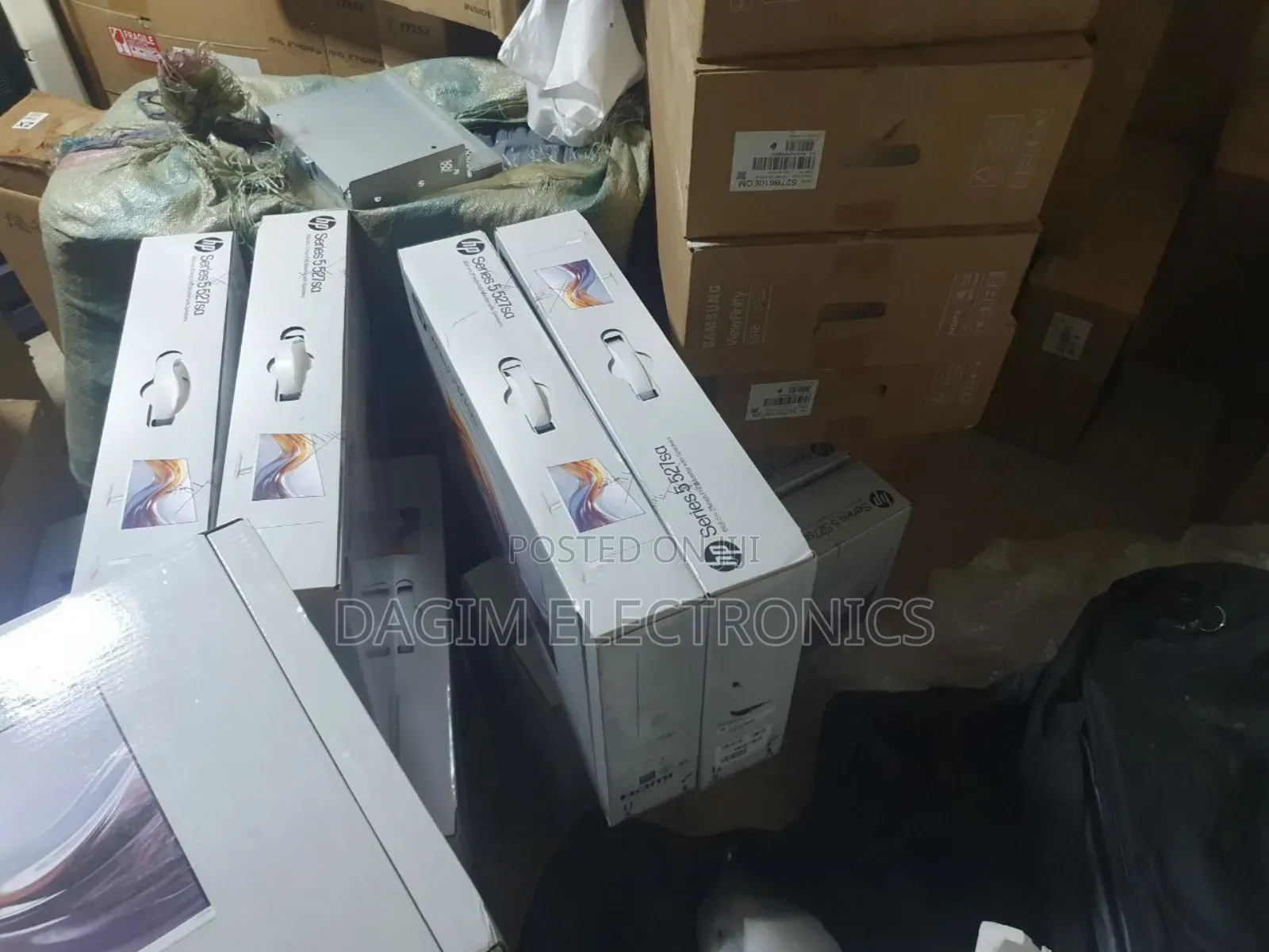 Hp Series 5 27" FHD Monitor With Speakers - 527sa