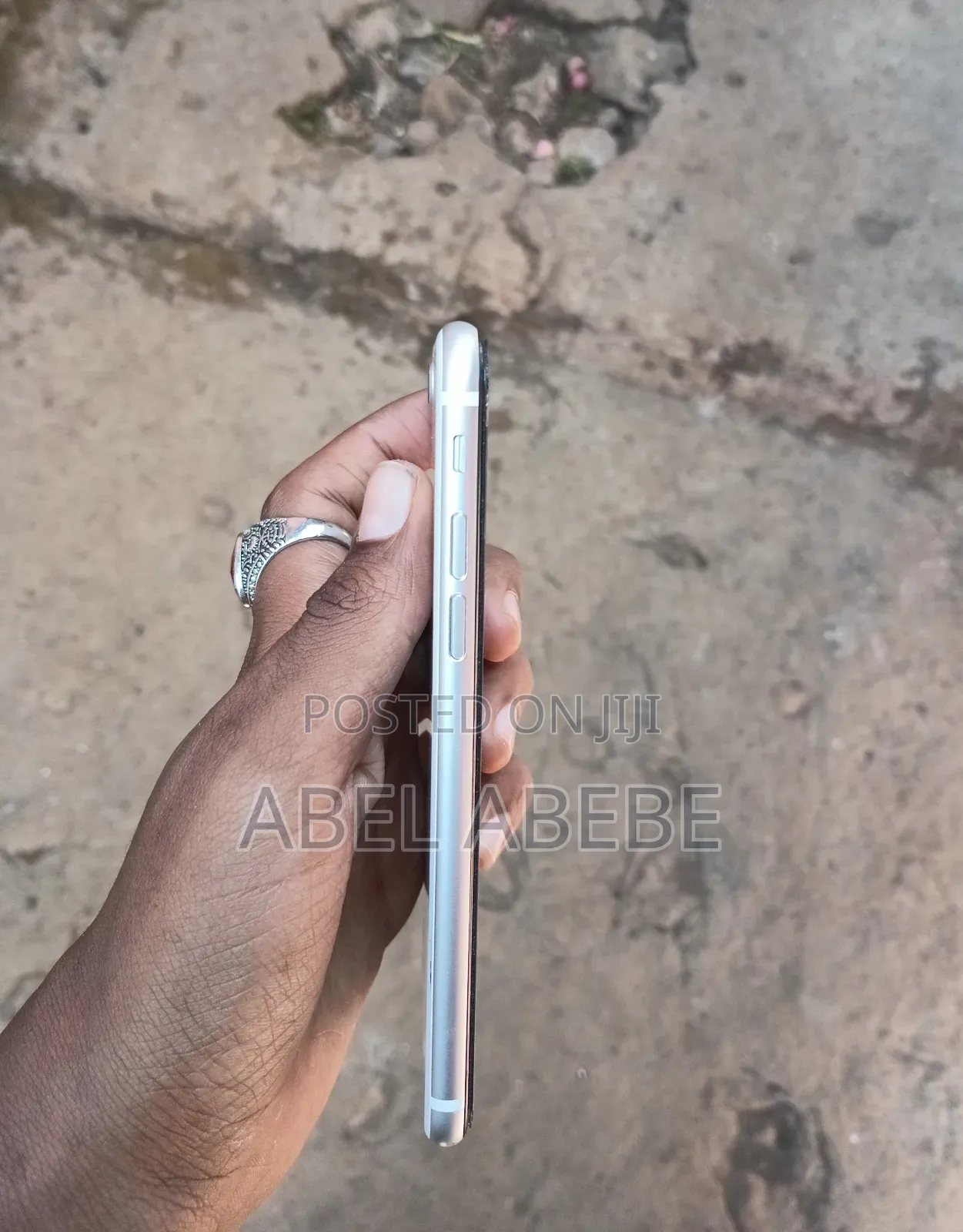 Apple iPhone SE (2022) 64 GB White