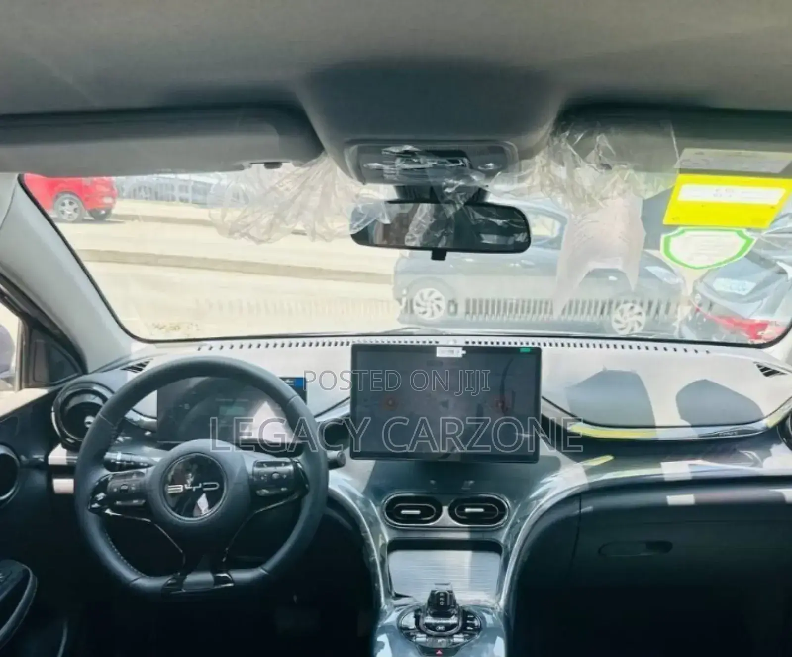 BYD E2 43 kWh 94 hp FWD 2025 Silver