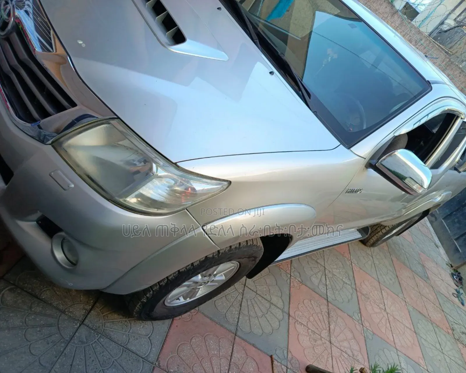 Toyota Hilux 2013 Teal