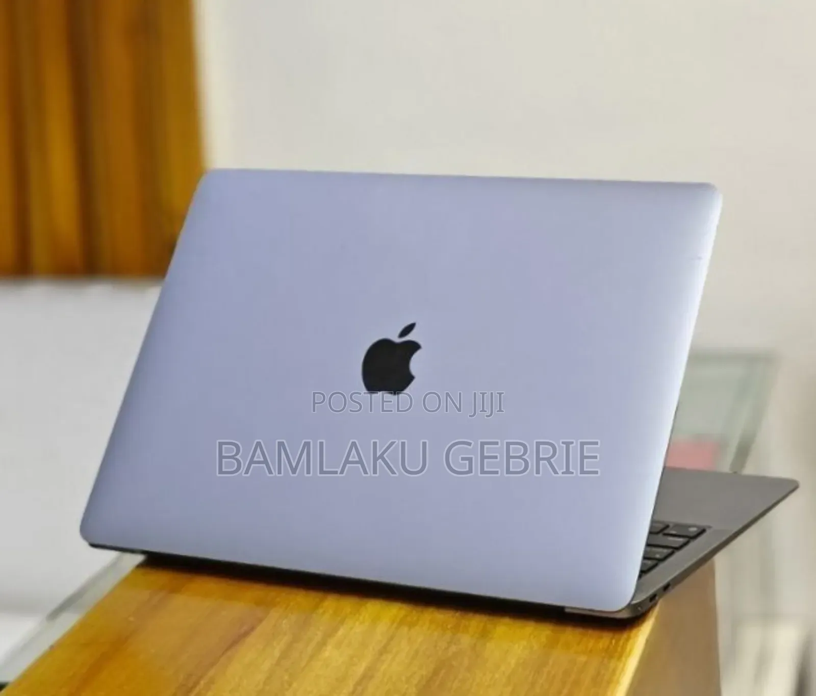 New Laptop Apple MacBook Air 2020 M1 8GB Apple M1 SSD 256GB