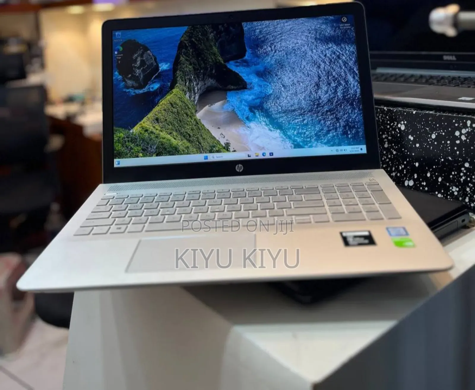 New Laptop HP Pavilion 15 8GB Intel Core I5 SSD 512GB