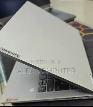 New Laptop Lenovo IdeaPad Flex 14 8GB AMD Ryzen 5 SSD 512GB