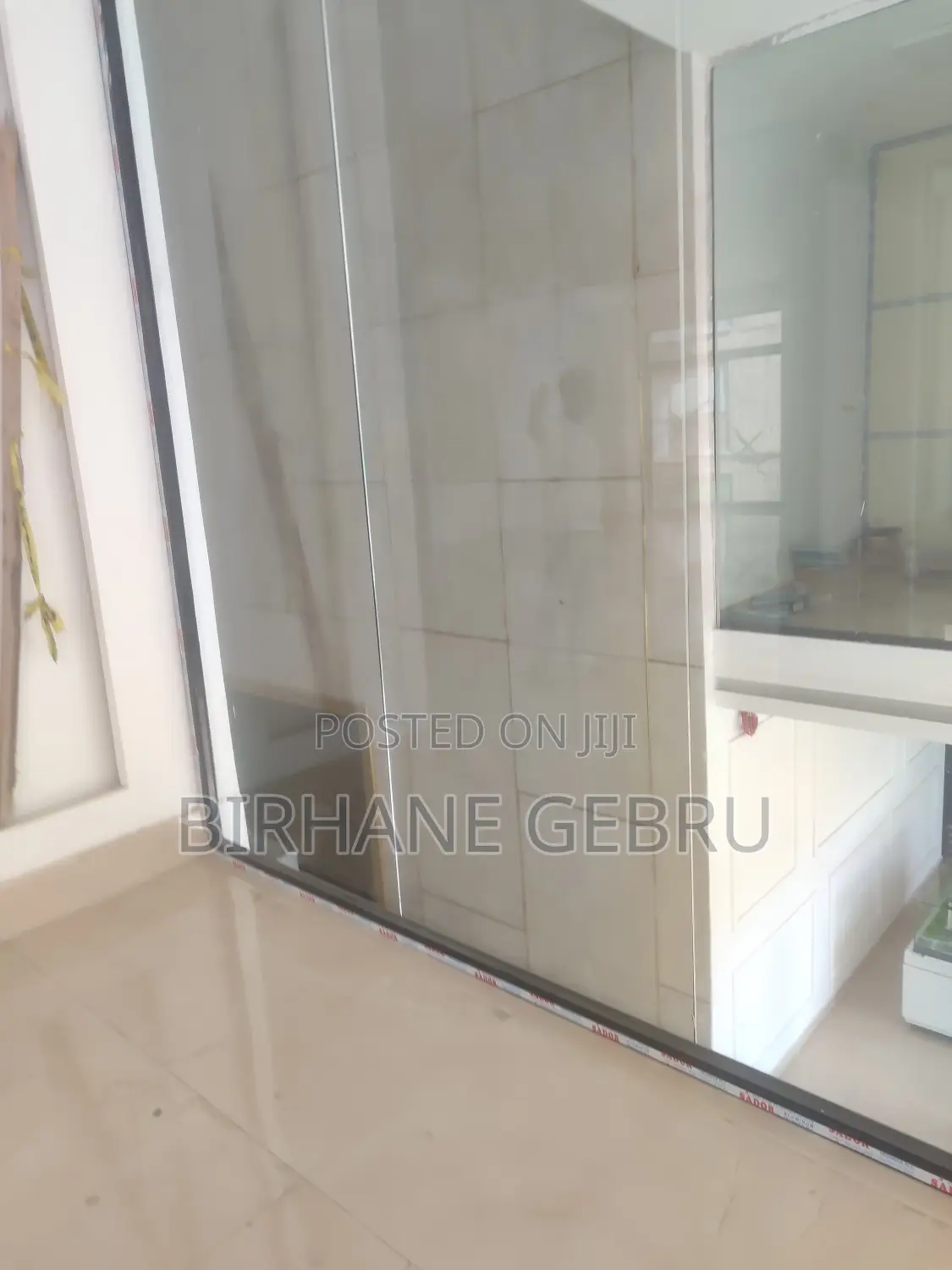 Space Rent for Cafe Resturant.Show Room and Other