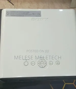 Sony VPL-X100 Projector