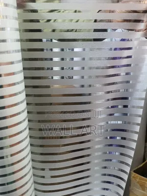 Glass Stickerየመስታውት ስተቲከር