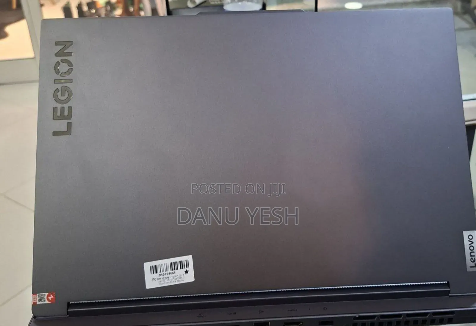 New Laptop Lenovo Yoga 700 16GB Intel Core I7 SSD 1T