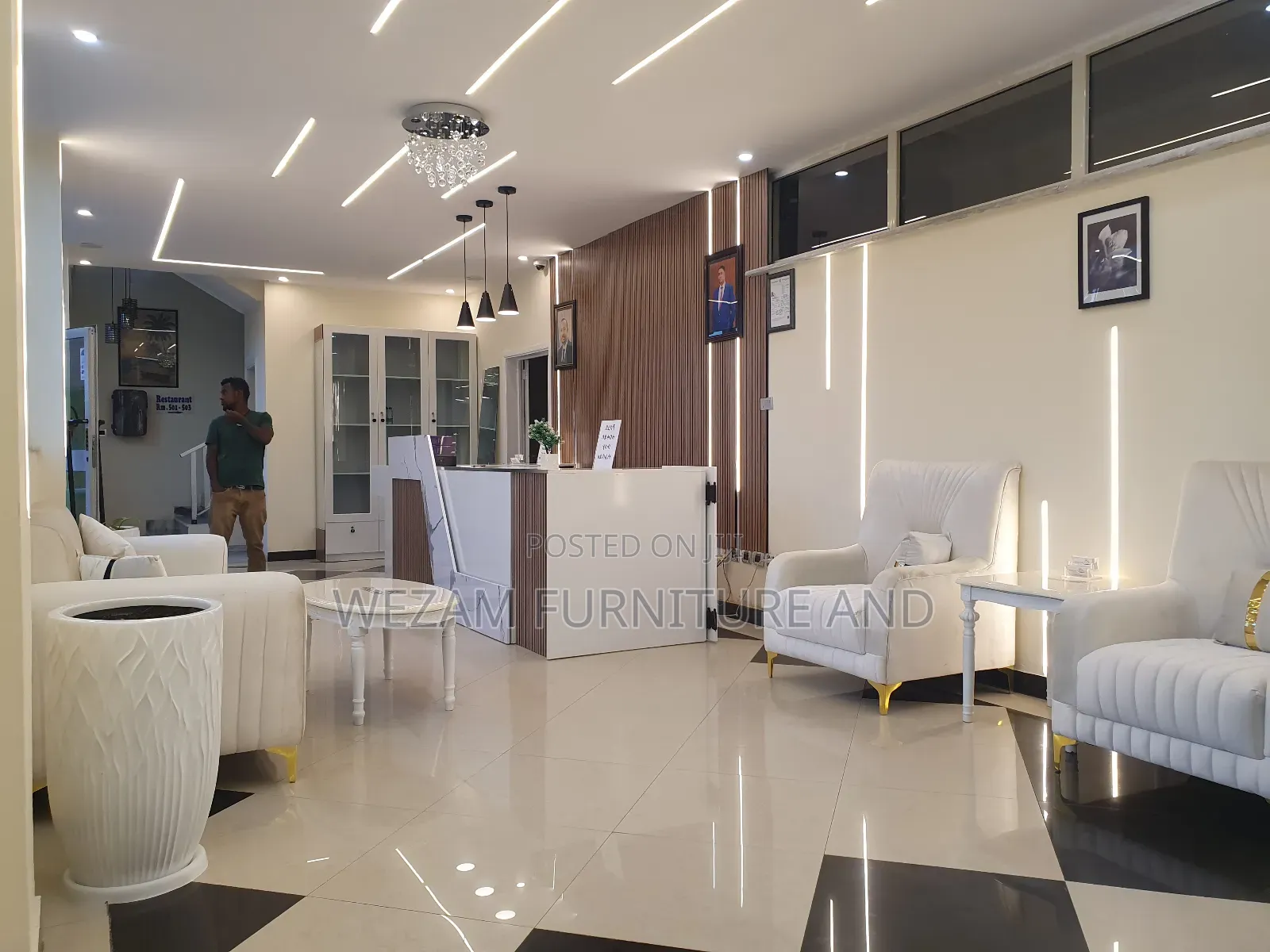 Reception Desk With Wall Work