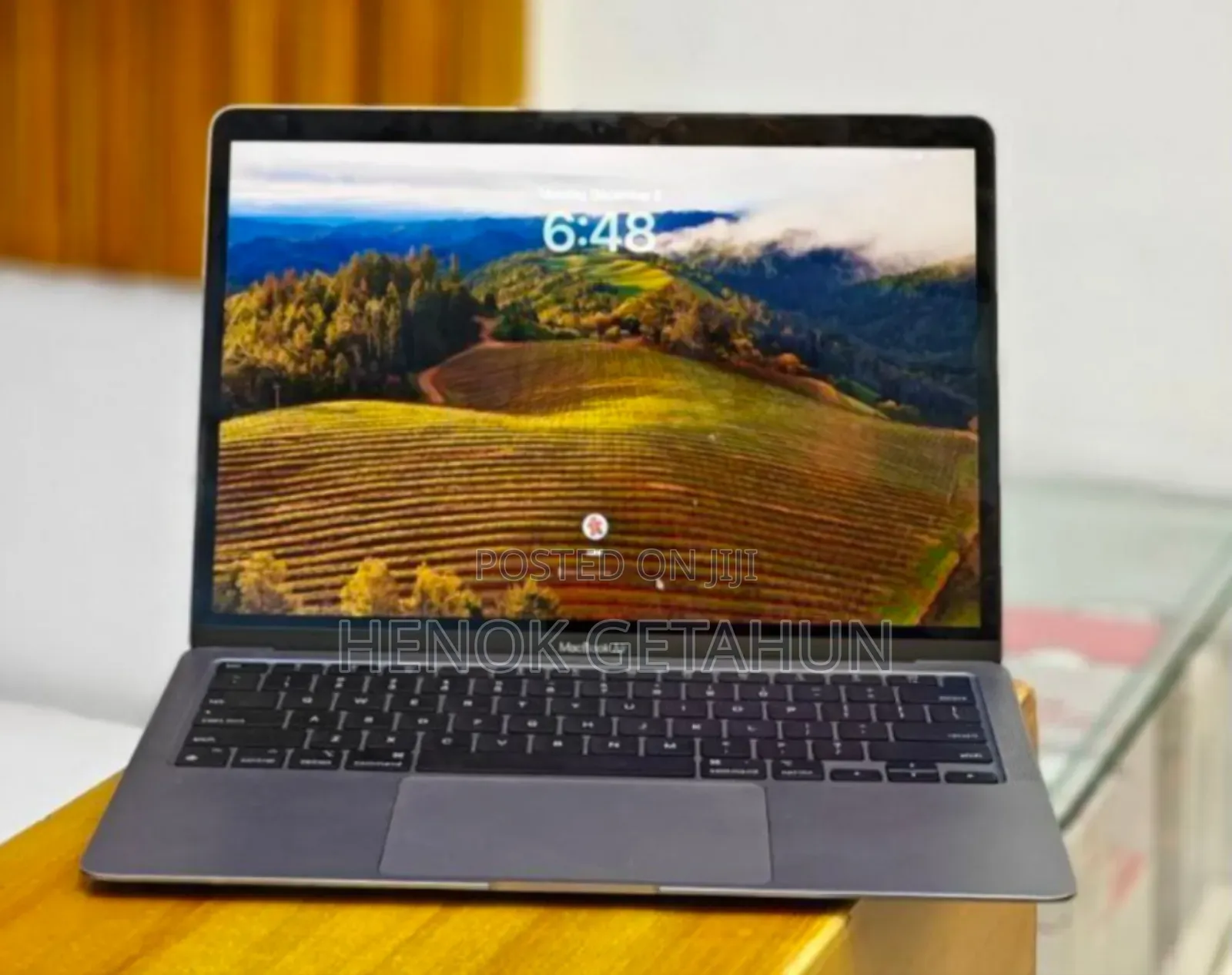 New Laptop Apple MacBook Air 2020 M1 8GB Apple M1 SSD 256GB