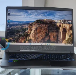 New Laptop MSI 16GB Intel Core I5 SSD 512GB