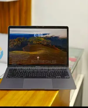 New Laptop Apple MacBook Pro M1 8GB Apple M1 SSD 256GB
