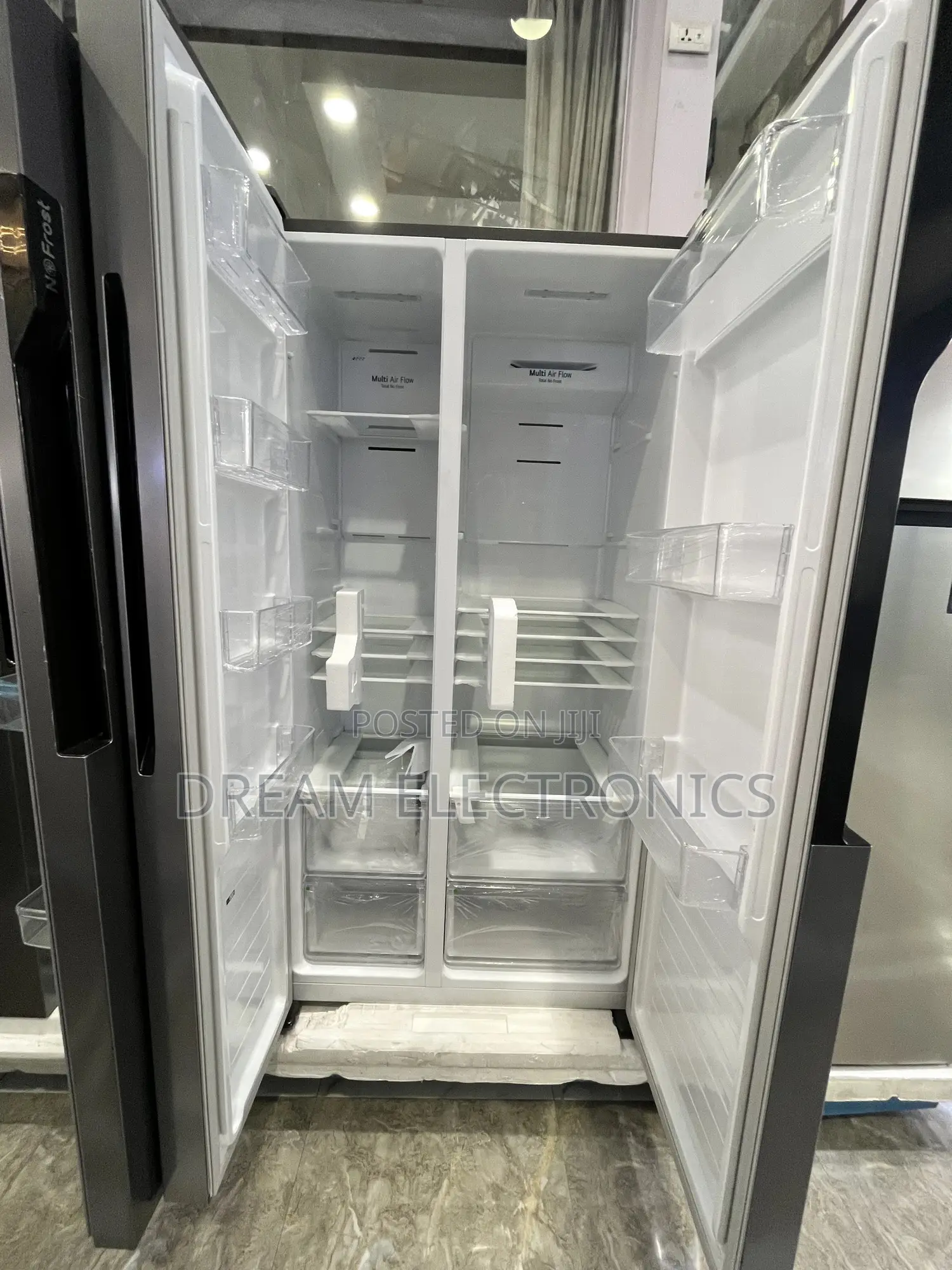 Lg Side by Side Refrigerator and Freezer