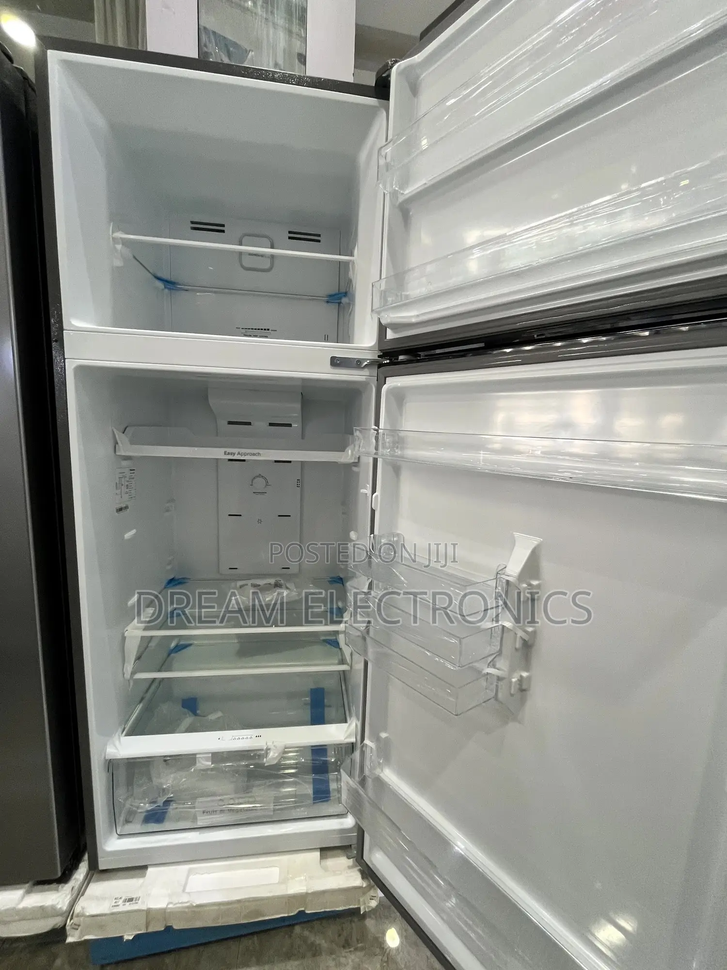 National Fan System Refrigerator and Freezer