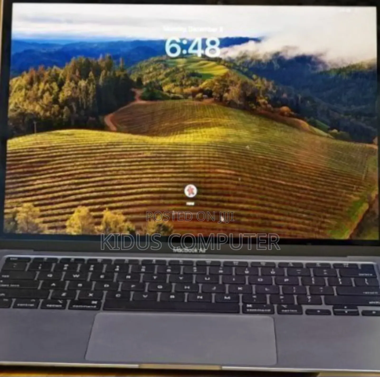 New Laptop Apple MacBook Air 2020 8GB Apple M1 SSD 256GB