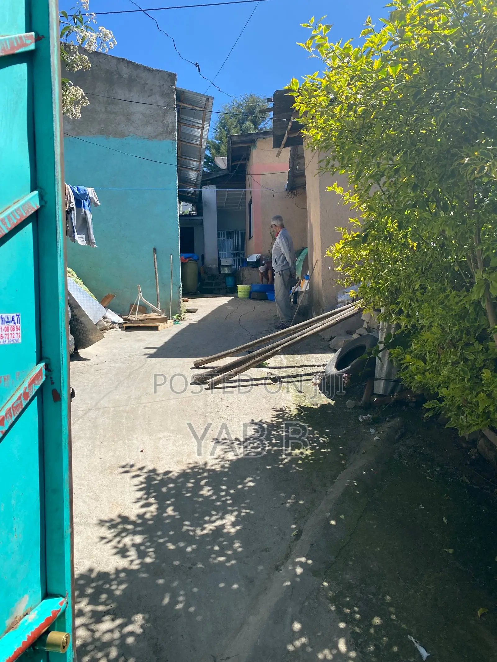 ከፍተኛ ጥራት ያለው 180 ካሬ ቤት – መገናኛ