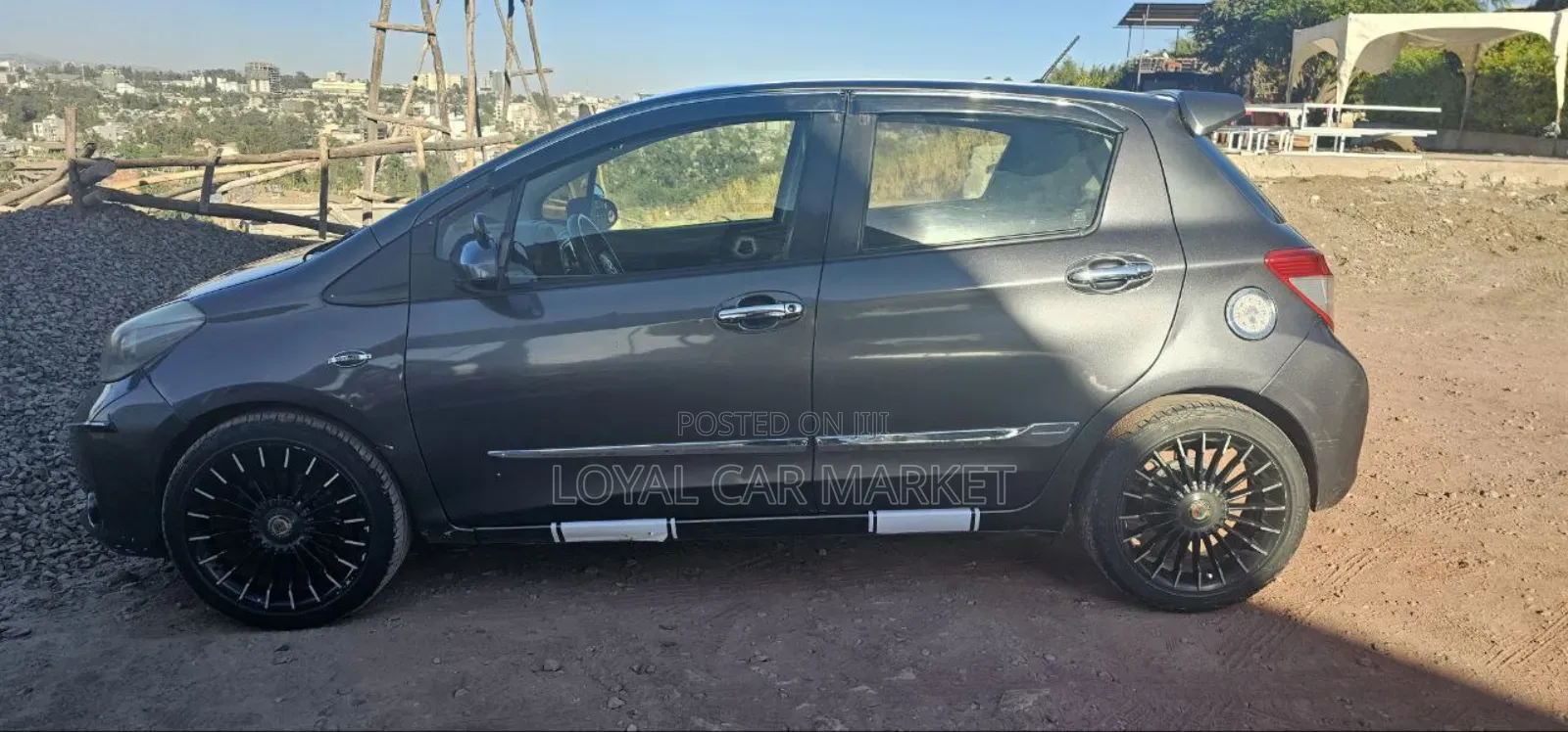 Toyota Yaris 2012 Gray