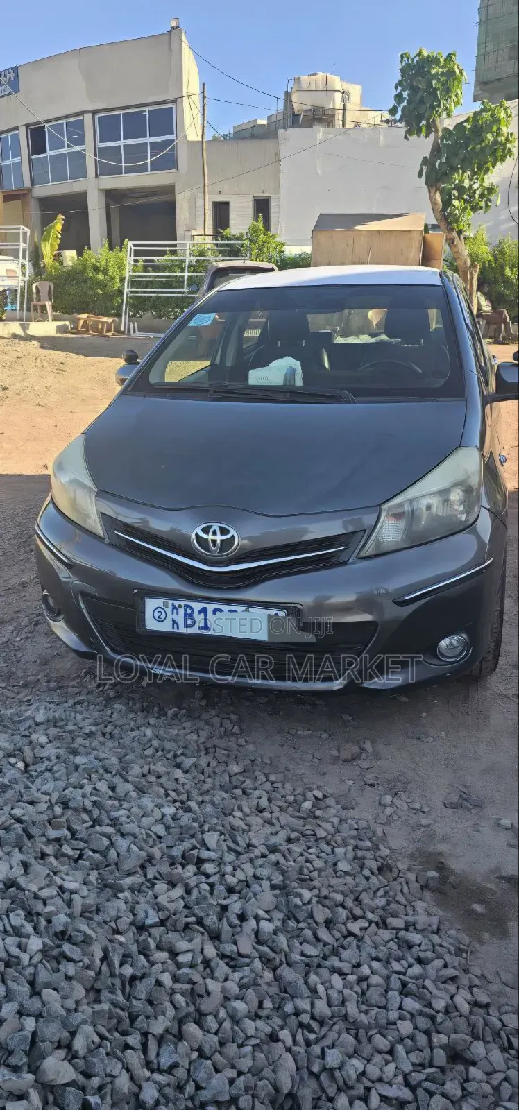 Toyota Yaris 2012 Gray