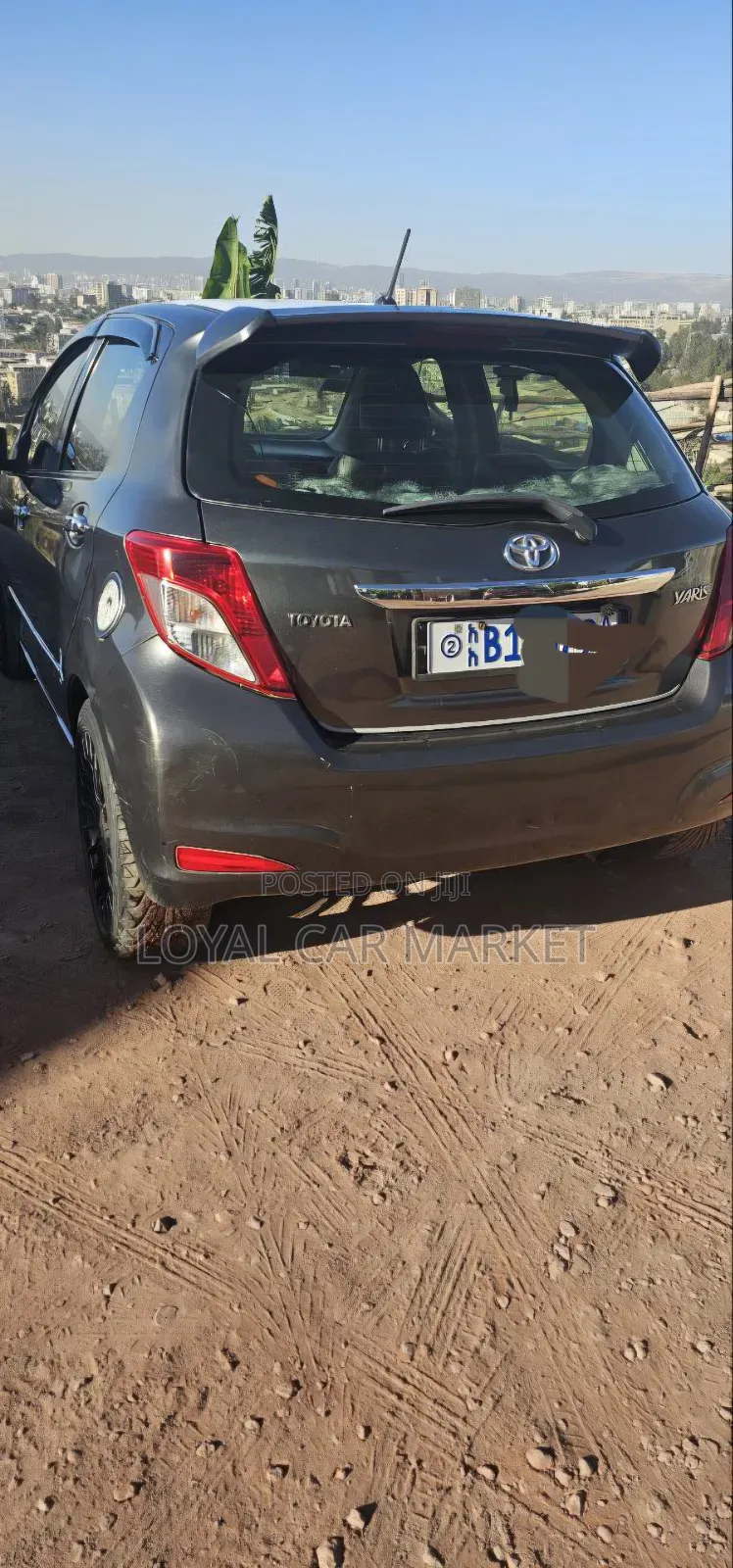 Toyota Yaris 2012 Gray