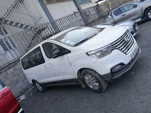 Hyundai H1 2020 White