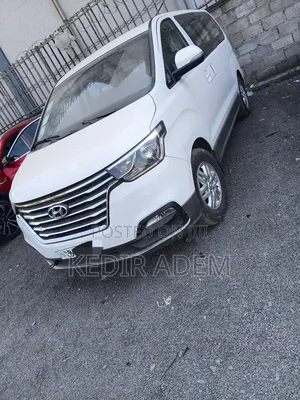 Hyundai H1 2020 White