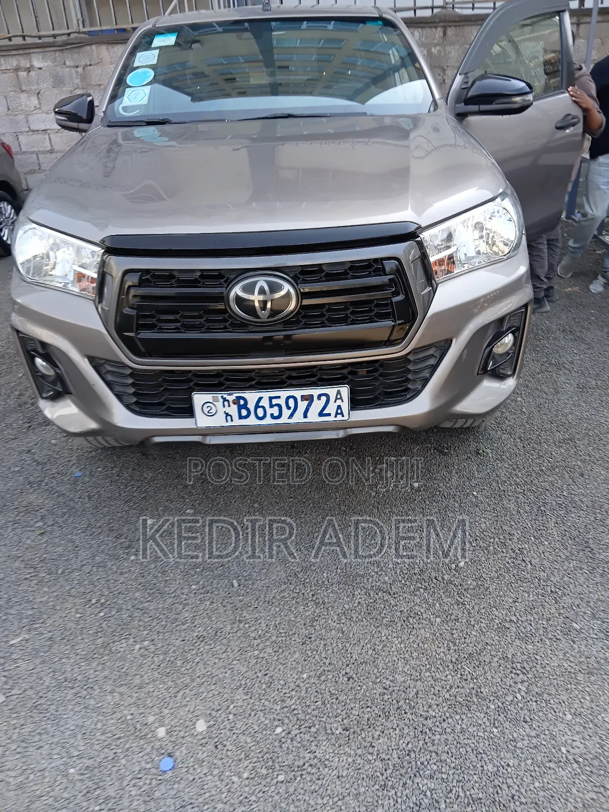 Toyota Hilux 2020 Gray