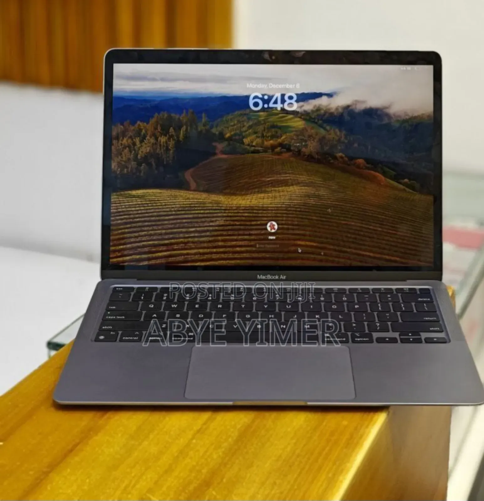 New Laptop Apple MacBook Air 2020 M1 8GB Intel Core M SSD 256GB