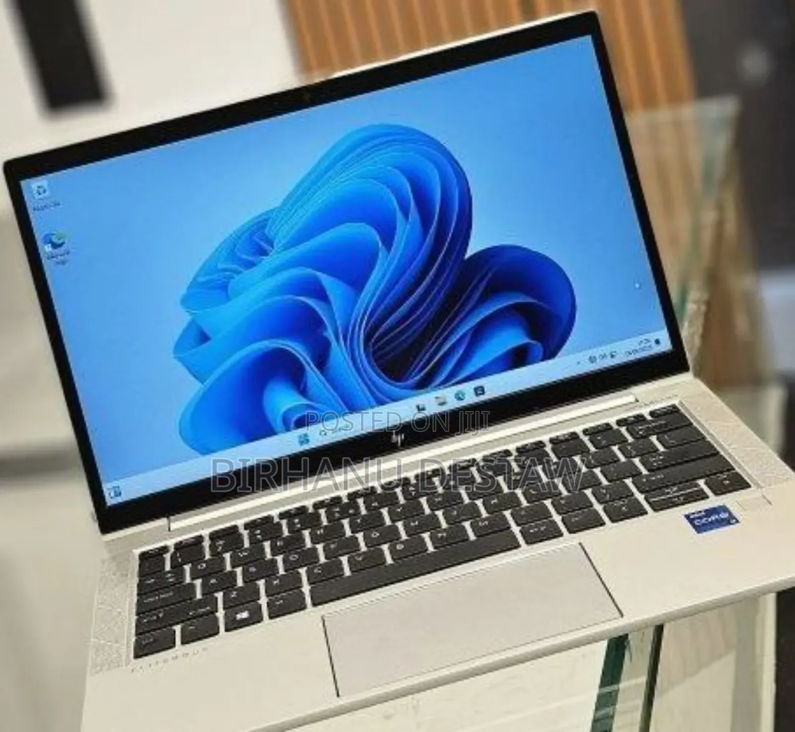 New Laptop HP EliteBook 830 G8 16GB Intel Core I7 SSD 512GB