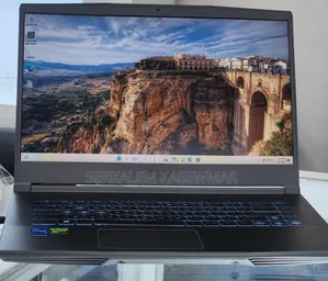New Laptop MSI GF63 16GB Intel Core I5 SSD 512GB