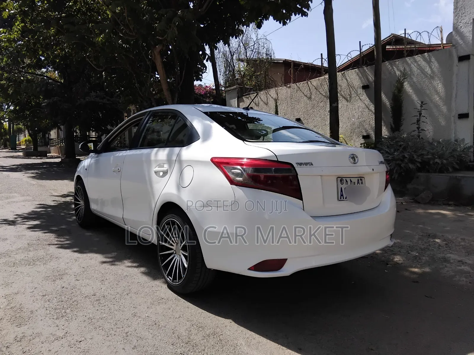 Toyota Yaris 2013 White