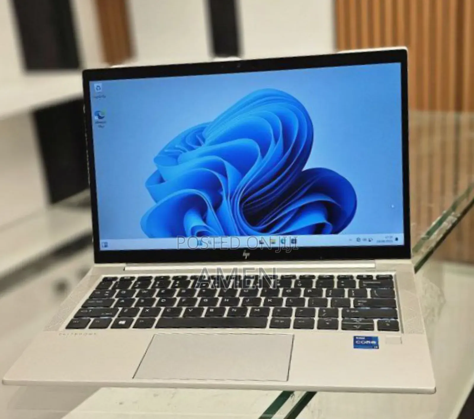 New Laptop HP EliteBook 830 G8 16GB Intel Core I7 SSD 512GB