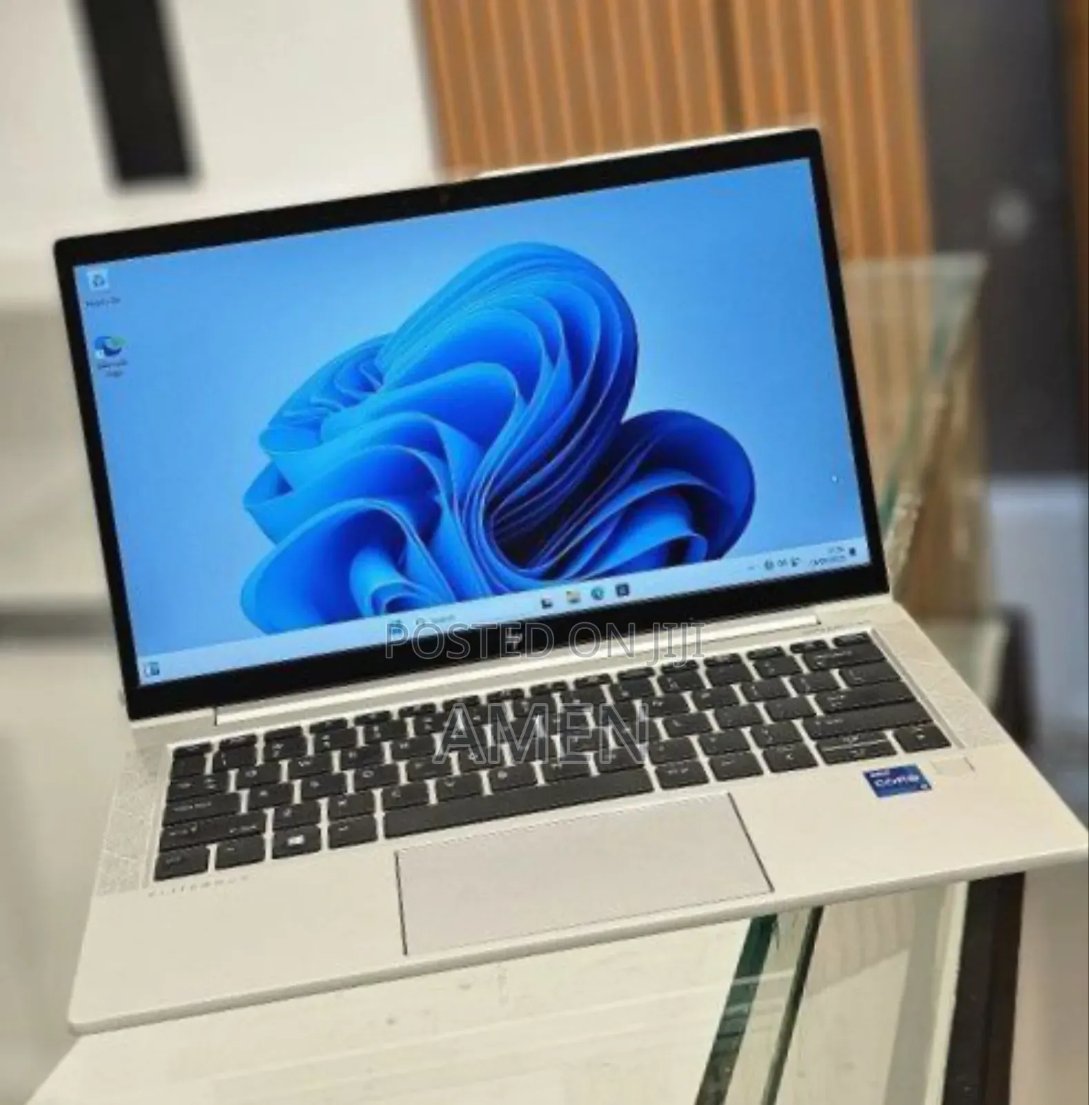 New Laptop HP EliteBook 830 G8 16GB Intel Core I7 SSD 512GB