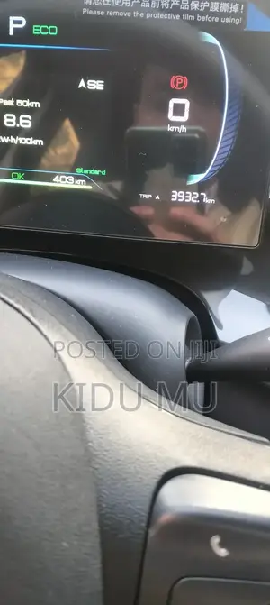 New BYD E2 43 kWh 94 hp FWD 2025 Gray