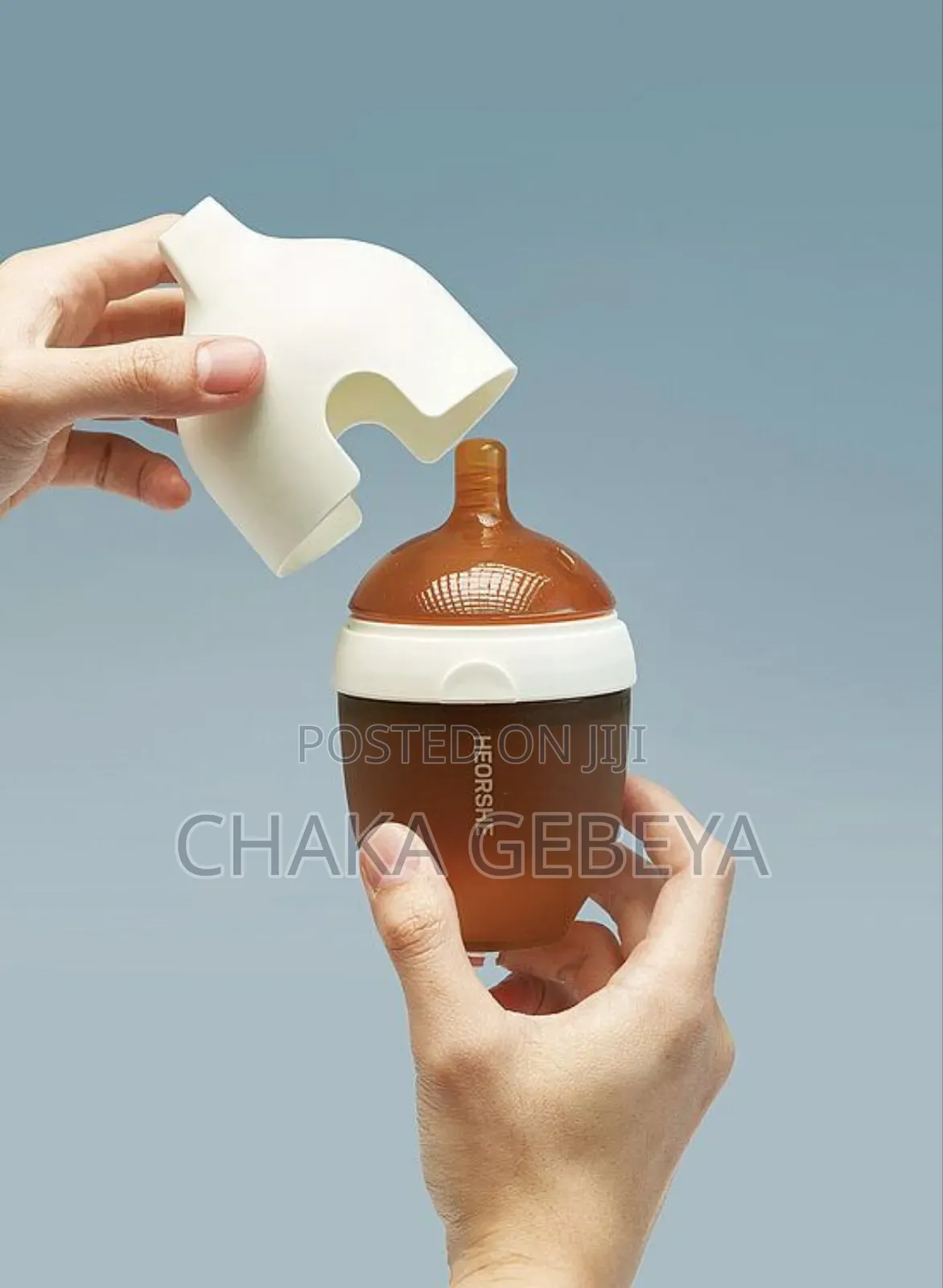 Soft Silicone Bottle for Newborns - Breast-Like Nipple, Easy to Clean