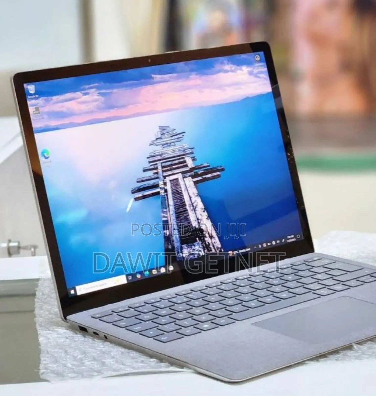 New Laptop Microsoft Surface 16GB Intel Core I7 SSD 256GB