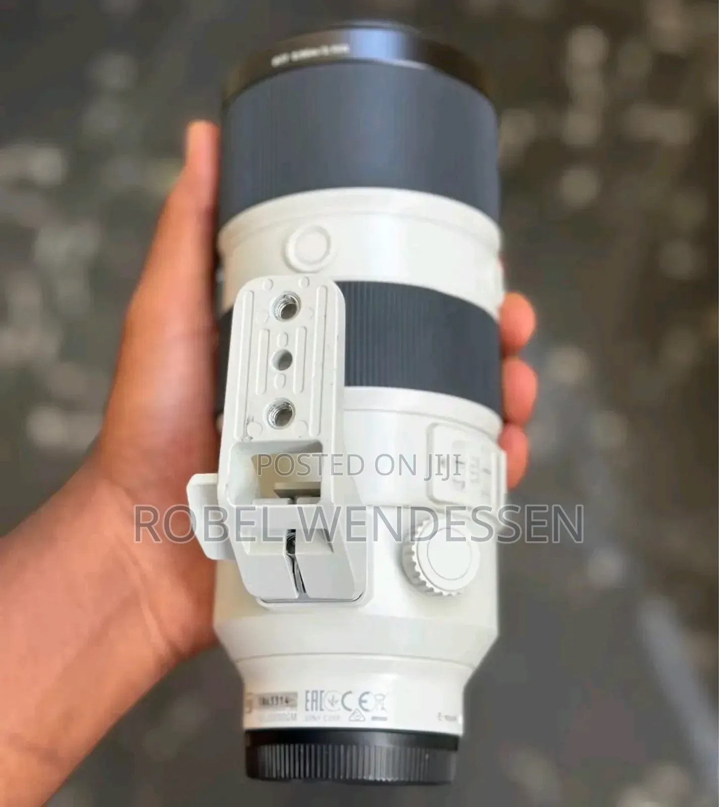 Sony 70-200mm F/2.8 G Lens .