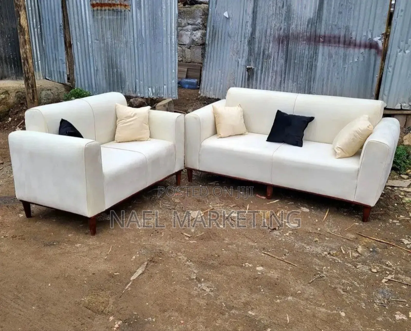 ዘመናዊ የቤት ሶፋ