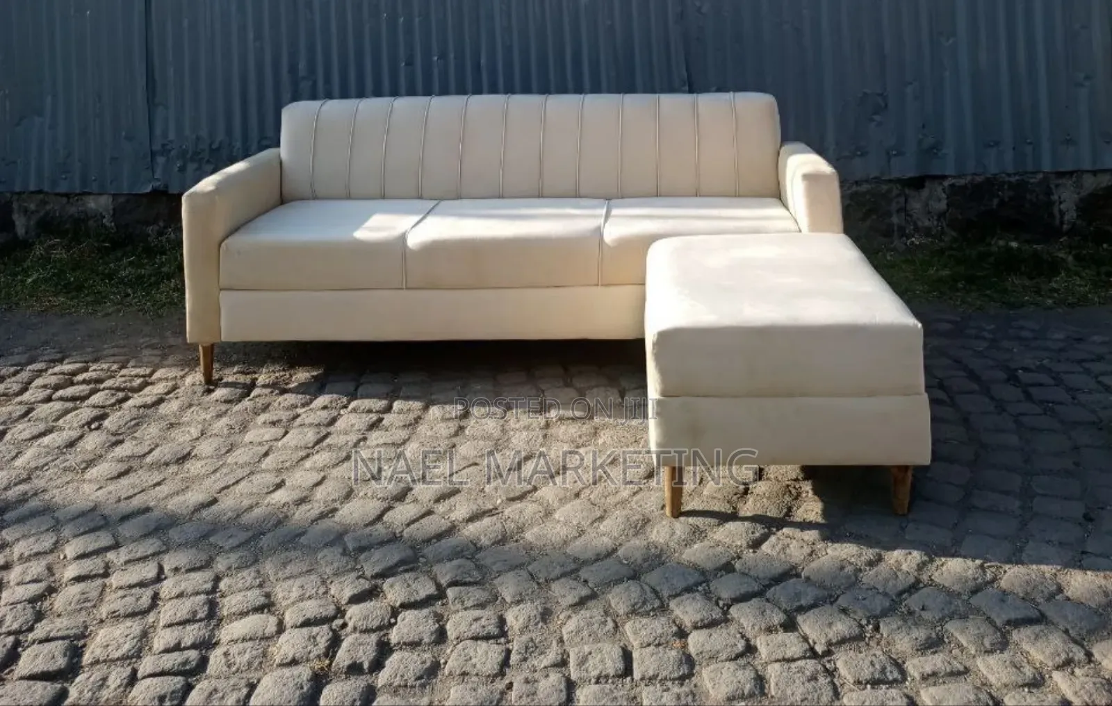 ዘመናዊ የቤት ሶፋ