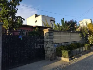 7bdrm House in Wesen 200M From Main, Yeka for sale