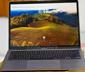 New Laptop Apple MacBook 8GB Apple M1 SSD 256GB