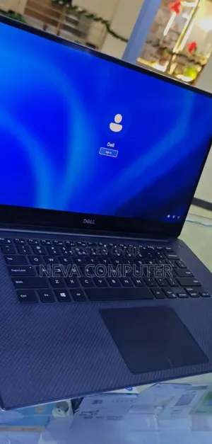 New Laptop Dell Precision 5540 16GB Intel Core I7 SSD 512GB