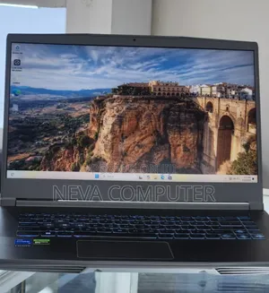 New Laptop MSI GF63 16GB Intel Core I5 SSD 512GB