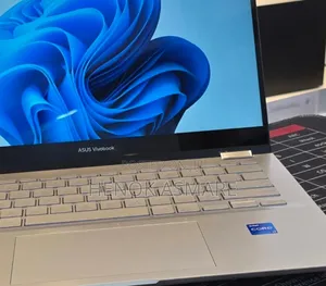 New Laptop Asus VivoBook 15 X505BA 16GB Intel Core I7 SSD 1T