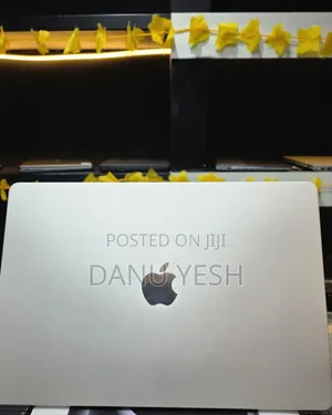 New Laptop Apple MacBook Air 16GB Apple M3 SSD 256GB