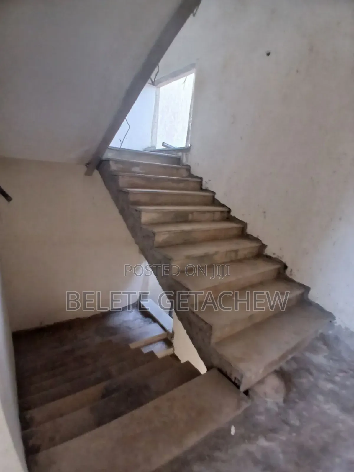 7bdrm House in Figa, B+G+3 House, Bole for sale