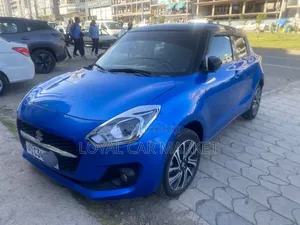 Suzuki Swift 2022 Blue