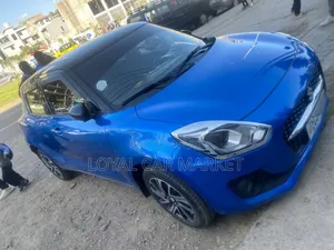 Suzuki Swift 2022 Blue
