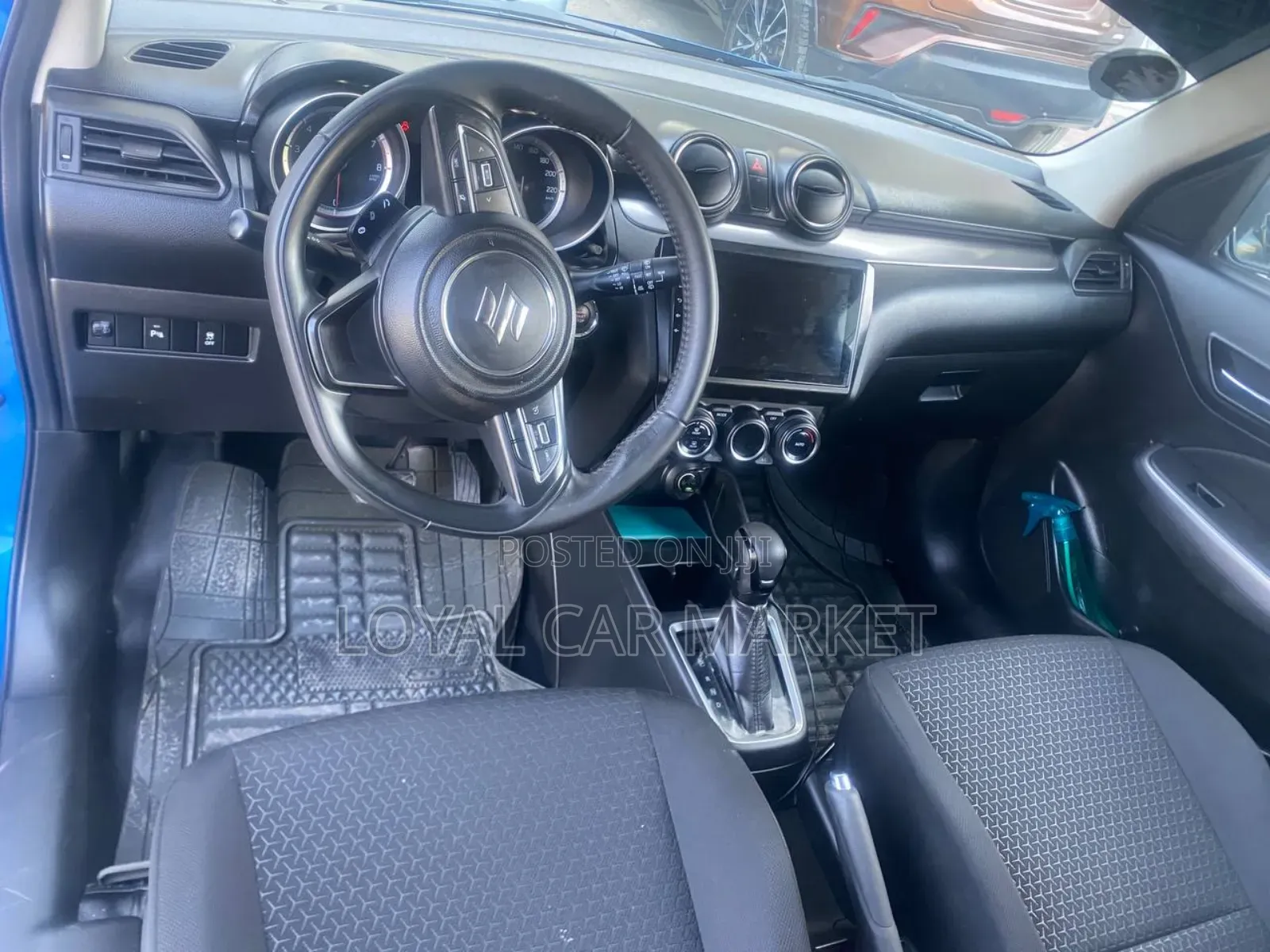 Suzuki Swift 2022 Blue